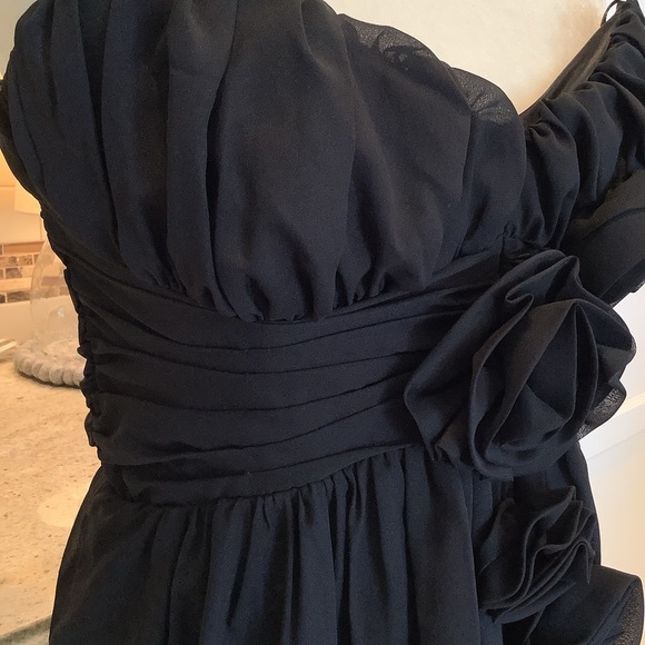 Allen Schwartz Privé Black Strapless Gown Size 12 - Picture 3 of 9